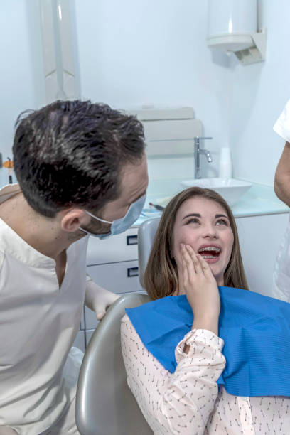Best Emergency Tooth Extraction  in Luxemburg, WI